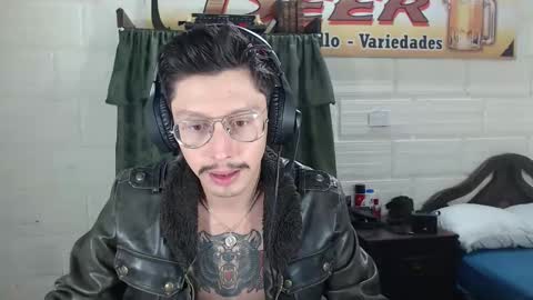 Miguel  Independent Model  online show from March 31, 2026, 5:08 am