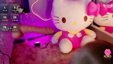 Snapshot of miia__baker chatting on March 25, 2026, 12:22 pm online show from March 25, 2026, 12:22 pm