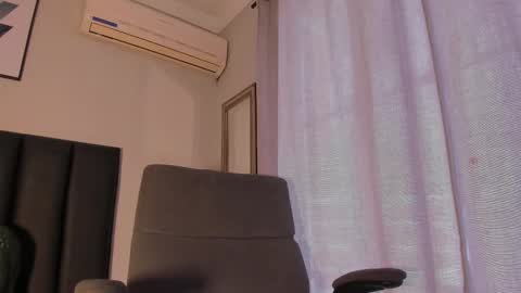 Snapshot of miia_bratz chatting on September 25, 2025, 7:50 pm miia_bratz online show from September 25, 2025, 7:50 pm