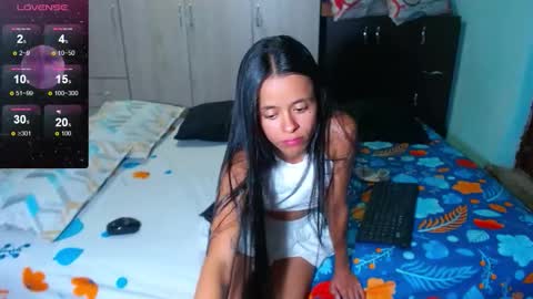 Snapshot of miia_jensen chatting on October 24, 2025, 2:30 am MIA online show from October 24, 2025, 2:30 am