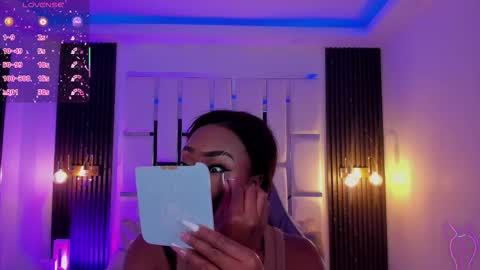 Miia Schwarz  online show from October 18, 2025, 8:42 pm