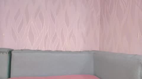 miia scoott  online show from October 2, 2025, 11:50 am