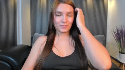 Miia 3 online show from January 9, 2025, 2:51 pm