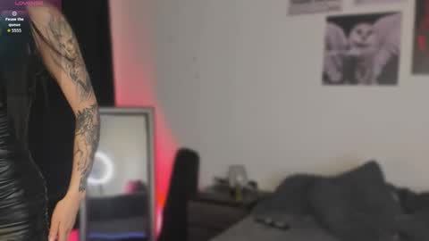 Snapshot of miiaa_stone chatting on December 18, 2025, 2:39 am miiaa stone online show from December 18, 2025, 2:39 am