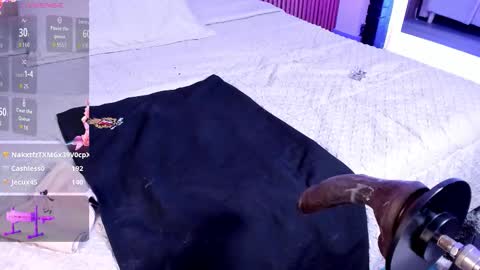 Mia Monroe online show from December 5, 2025, 6:22 am