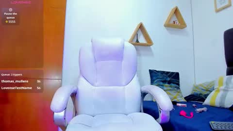 Snapshot of miiarod chatting on October 14, 2025, 7:03 pm mia sofia online show from October 14, 2025, 7:03 pm