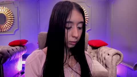 miilu  online show from December 27, 2024, 4:04 am