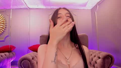 miilu  online show from February 7, 2025, 9:16 am