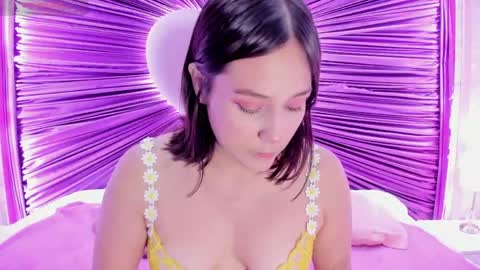 Snapshot of miiss_emmy chatting on April 30, 2026, 8:04 pm Emmy online show from April 30, 2026, 8:04 pm