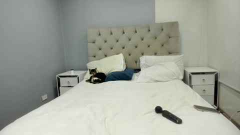 Snapshot of miiss_samantha chatting on November 4, 2025, 10:42 pm miiss_samantha online show from November 4, 2025, 10:42 pm