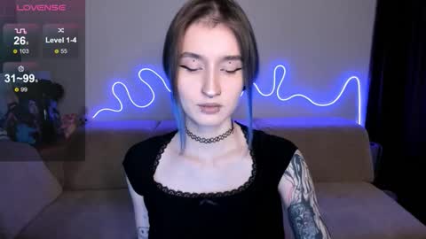 Snapshot of mika_reid chatting on November 16, 2025, 10:32 am Mika online show from November 16, 2025, 10:32 am