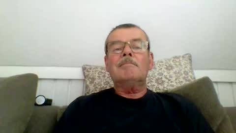 Snapshot of mikael42 chatting on June 7, 2026, 1:26 pm mikael42 online show from June 7, 2026, 1:26 pm