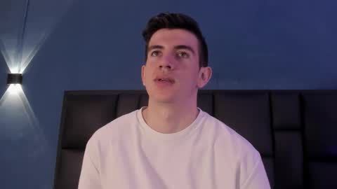 mikael online show from November 5, 2025, 5:40 am