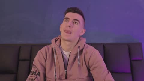 mikael online show from March 27, 2026, 3:45 am