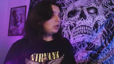 Snapshot of mikaskullcs chatting on January 13, 2026, 6:46 pm Mika online show from January 13, 2026, 6:46 pm