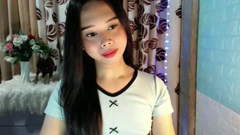 Mikay online show from March 20, 2026, 11:20 pm