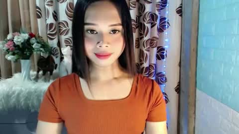 Mikay online show from March 24, 2026, 5:18 pm