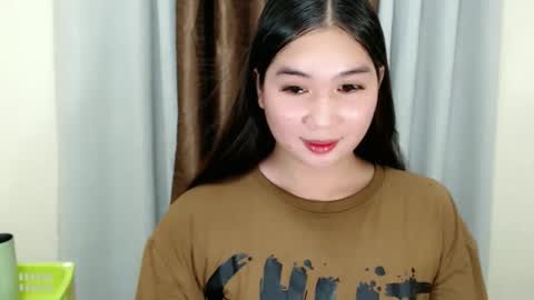 Kyla online show from November 16, 2025, 8:20 am