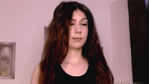 Snapshot of mikaylaraven chatting on March 1, 2026, 5:09 am mikaylaraven online show from March 1, 2026, 5:09 am