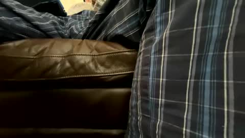 mike26051 online show from March 4, 2025, 4:09 pm