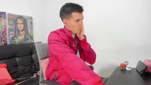 mike3xxx online show from December 13, 2025, 11:54 pm