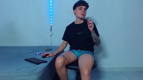 Mike IMDEPENDIENT MODEL online show from October 20, 2025, 4:46 am