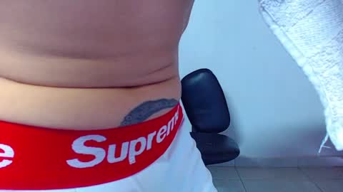 Mike IMDEPENDIENT MODEL online show from May 22, 2026, 3:17 pm