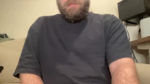 Snapshot of mike_berlin1 chatting on April 28, 2026, 10:26 pm MIke online show from April 28, 2026, 10:26 pm