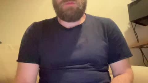 Snapshot of mike_berlin1 chatting on May 9, 2026, 5:40 pm MIke online show from May 9, 2026, 5:40 pm