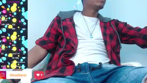 Snapshot of mike_black_22 chatting on February 15, 2026, 5:42 pm Mike online show from February 15, 2026, 5:42 pm