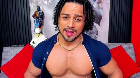 Snapshot of mike_estevess chatting on January 10, 2026, 4:58 am online show from January 10, 2026, 4:58 am