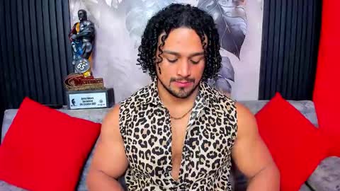 Snapshot of mike_estevess chatting on February 25, 2026, 11:20 am online show from February 25, 2026, 11:20 am