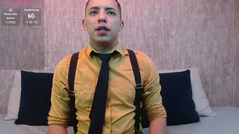 Snapshot of mike_fetiche chatting on October 31, 2025, 4:02 am mike_fetiche online show from October 31, 2025, 4:02 am