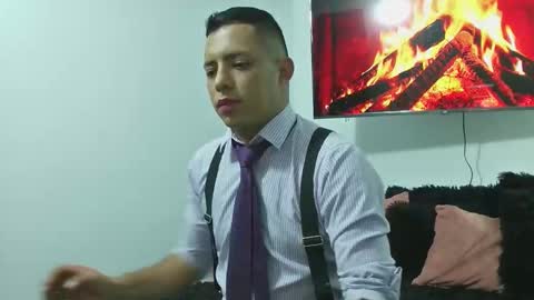 Snapshot of mike_fetiche chatting on November 13, 2025, 3:27 am mike_fetiche online show from November 13, 2025, 3:27 am