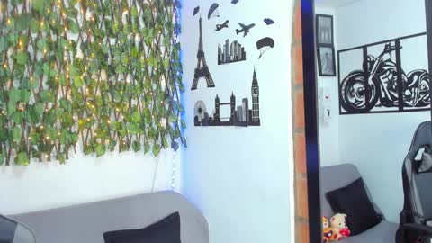 Snapshot of mike_kilian1 chatting on January 8, 2025, 1:31 pm mike kilian1 online show from January 8, 2025, 1:31 pm