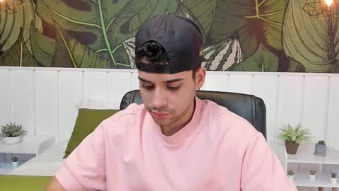 Mike Montoya online show from November 13, 2025, 3:33 pm