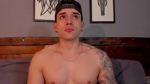 Snapshot of mike_montoya chatting on February 28, 2026, 1:39 am Mike Montoya online show from February 28, 2026, 1:39 am