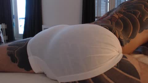 Snapshot of mikeappleseed chatting on November 4, 2025, 3:55 pm mikeappleseed online show from November 4, 2025, 3:55 pm