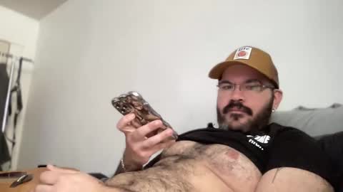 Snapshot of mikeatron2000 chatting on December 7, 2024, 5:31 pm mikeatron2000 online show from December 7, 2024, 5:31 pm