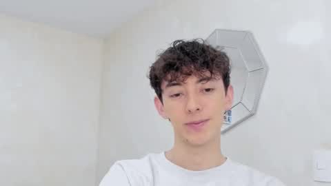 Mikebelf4 online show from December 15, 2025, 9:52 pm