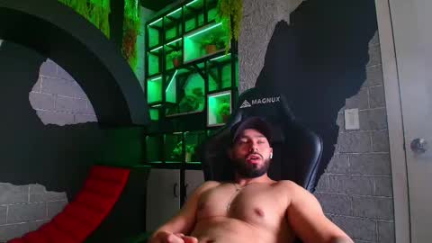 Mike Blare online show from January 7, 2025, 1:06 am