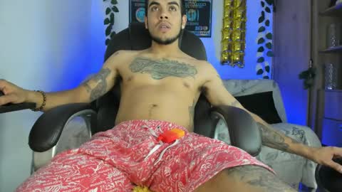 mikee_scooth online show from January 20, 2025, 8:29 pm