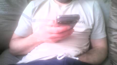Snapshot of mikehockishuge9 chatting on June 21, 2026, 10:40 am mikehockishuge9 online show from June 21, 2026, 10:40 am