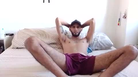 mikeking_leandroking online show from October 7, 2025, 1:52 pm