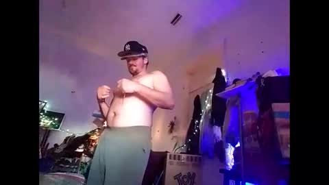 mikemike11k online show from January 17, 2025, 1:46 pm