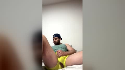 Snapshot of mikeolgen chatting on March 29, 2026, 7:14 pm mikeolgen online show from March 29, 2026, 7:14 pm