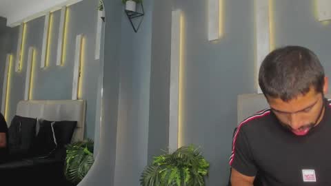 Snapshot of mikepark_ chatting on October 23, 2025, 10:58 am MIKE PARK online show from October 23, 2025, 10:58 am