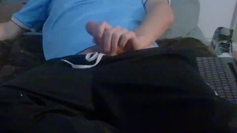 Snapshot of mikey_silver chatting on December 18, 2024, 5:48 am mikey_silver online show from December 18, 2024, 5:48 am