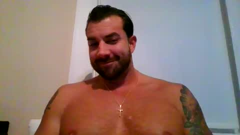 Snapshot of mikeydiesel55 chatting on October 17, 2025, 1:42 am mikeydiesel55 online show from October 17, 2025, 1:42 am