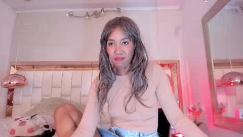 Snapshot of mikeyla_russo_ chatting on September 25, 2025, 7:39 pm Mikeyla online show from September 25, 2025, 7:39 pm